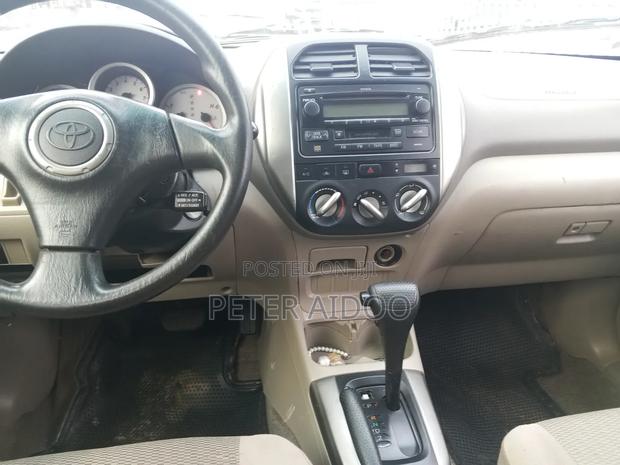 Toyota RAV4 2007 Green