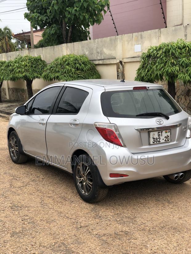 Toyota Yaris 2012 Silver