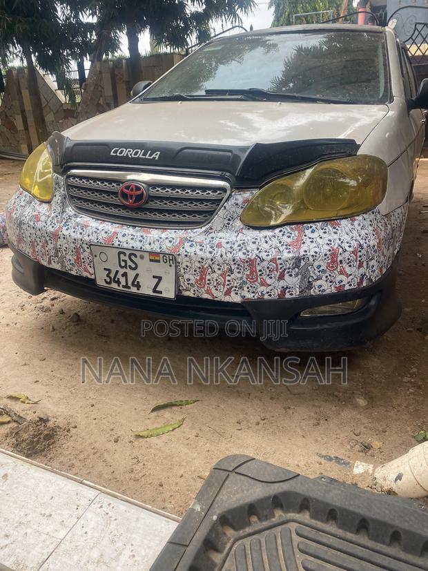 Toyota Corolla 2005 White