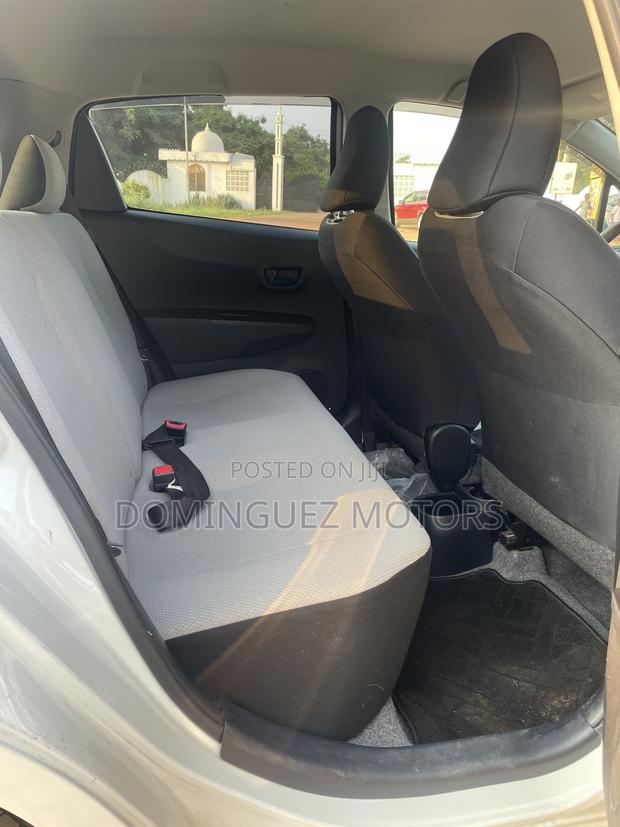 Toyota Vitz 2013 White