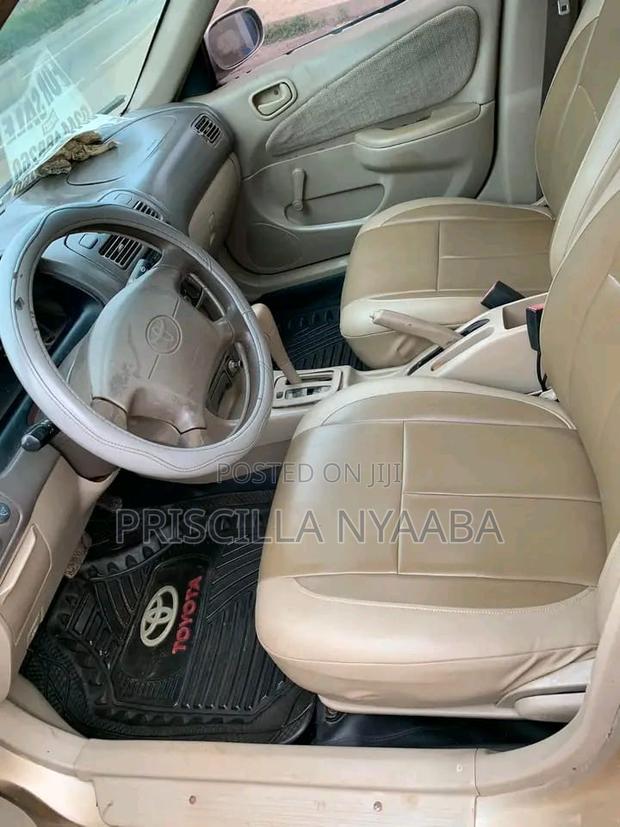 Toyota Corolla 1.4 D Automatic 2004 Gold