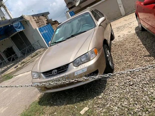 Toyota Corolla 1.4 D Automatic 2004 Gold