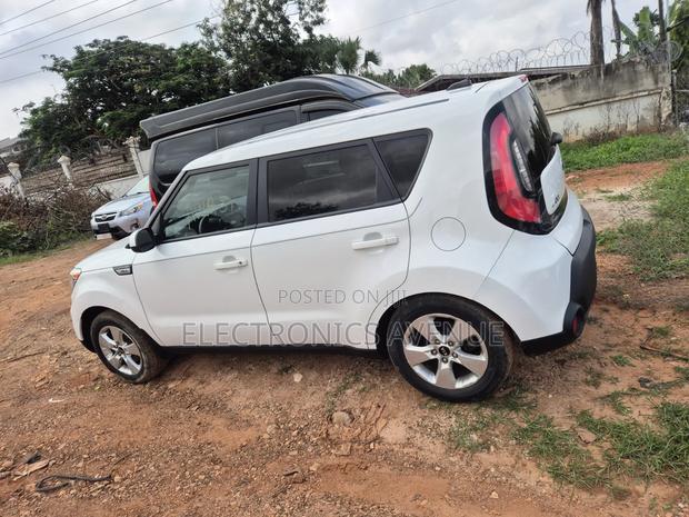 Kia Soul 2017 White