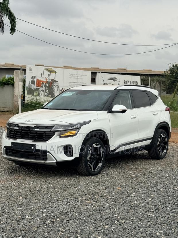 Kia Seltos 2025 White