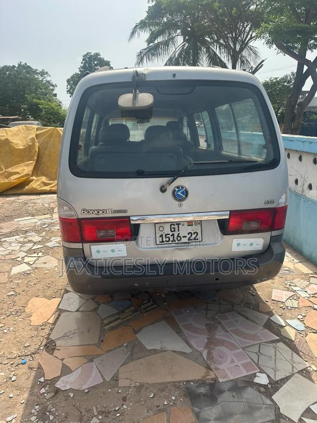 Kia Bongo 2004 Silver