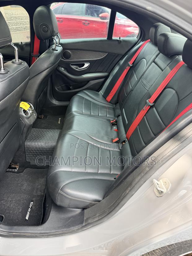 Mercedes-Benz C300 2016