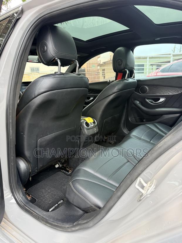 Mercedes-Benz C300 2016