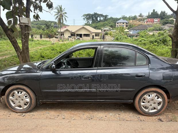 Hyundai Elantra 2005 Black