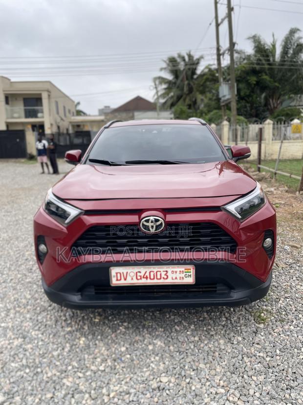 Toyota RAV4 LE AWD 2020 Red
