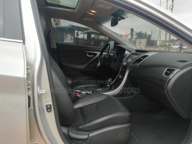 Hyundai Elantra 2015 Silver