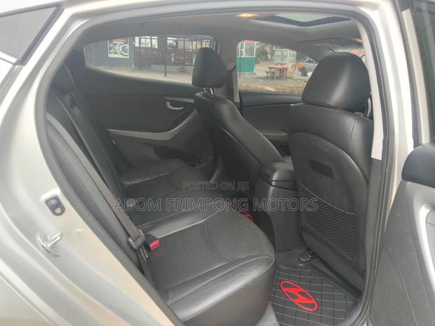 Hyundai Elantra 2015 Silver