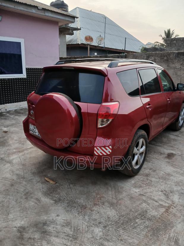 Toyota RAV4 2.4 2008 Red
