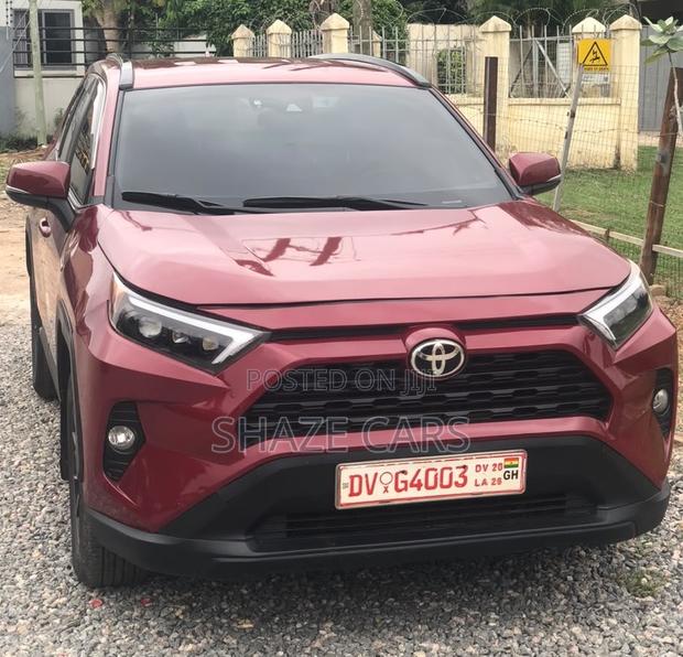 Toyota RAV4 LE AWD 2020 Burgundy