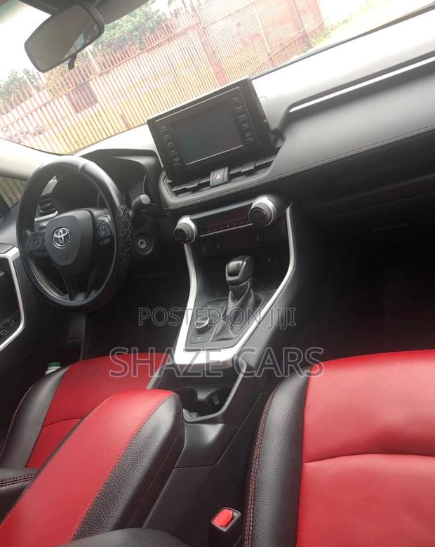 Toyota RAV4 LE AWD 2020 Burgundy