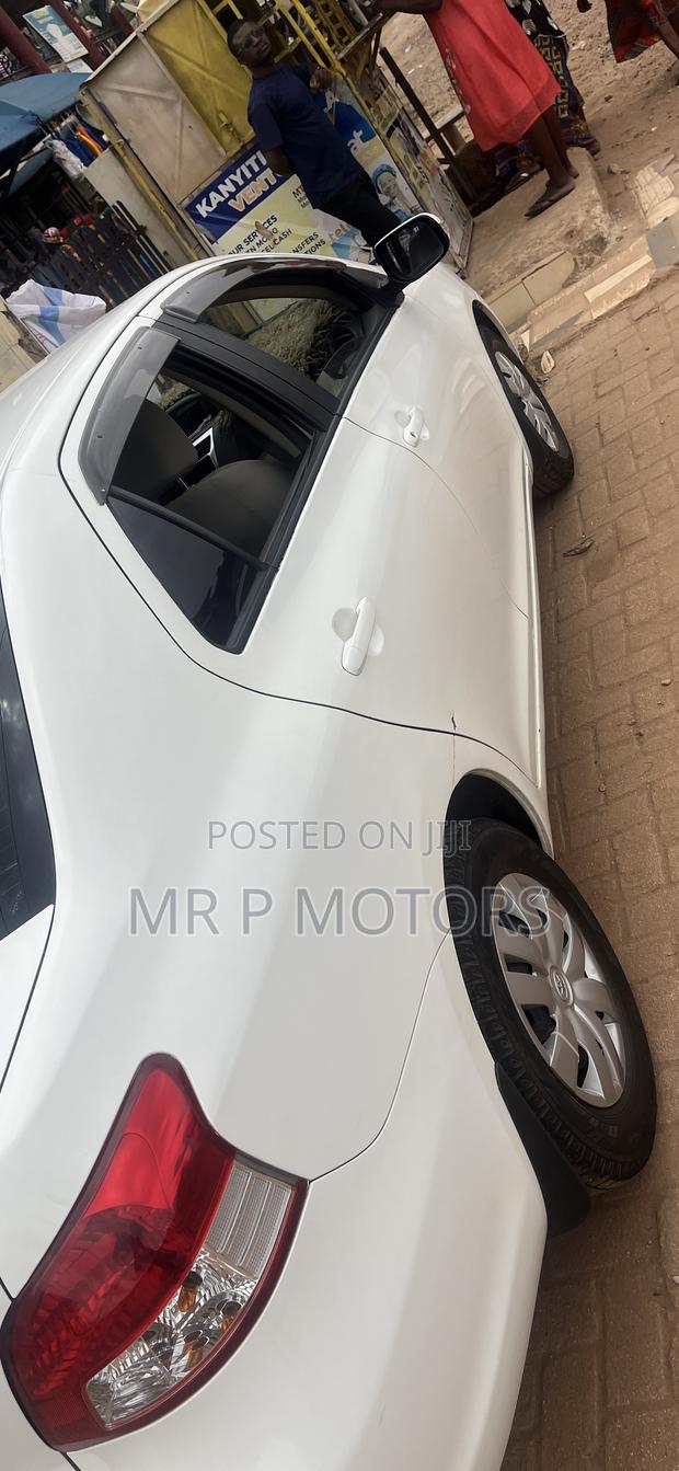 Toyota Belta 2010 White