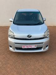 Toyota Voxy 2010 Silver for sale