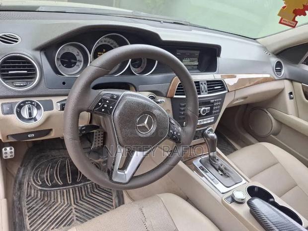 Mercedes-Benz C250 2012 Black