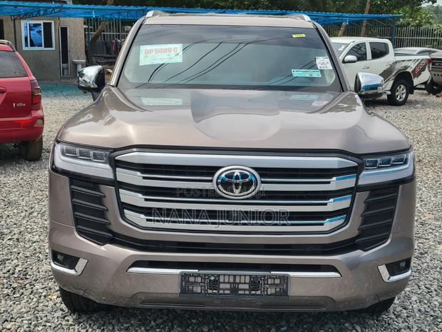 Toyota Land Cruiser 2023 Brown