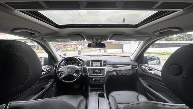 Mercedes-Benz M Class ML400 4MATIC 4dr SUV AWD (3.0L 6cyl Turbo 7A)