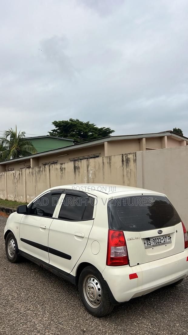 Kia Morning 2010 White