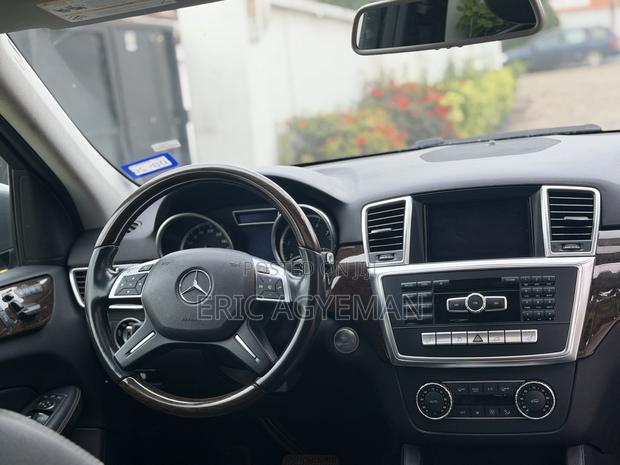 Mercedes-Benz M Class ML350 4MATIC 4dr SUV AWD (3.5L 6cyl 7A) 2015 Gray