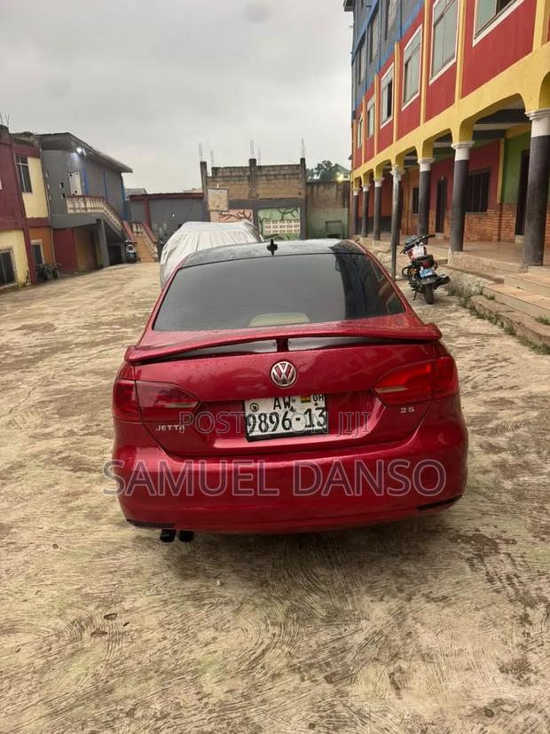 Volkswagen Jetta 2012 Red