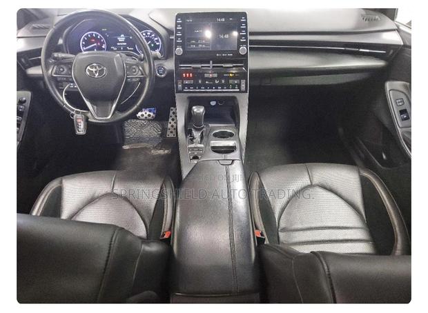 Toyota Avalon 2019 Gray