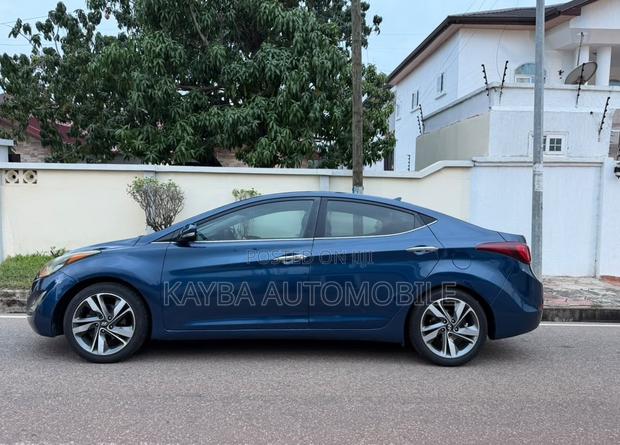 Hyundai Elantra 2016 Blue