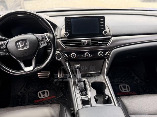 Honda Accord Sport 2018 Blue