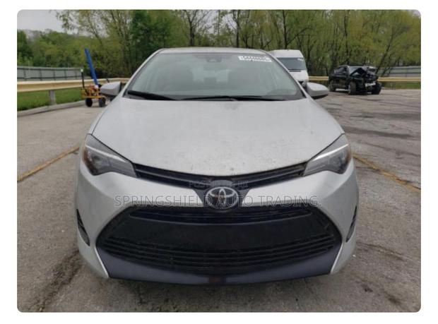 Toyota Corolla 2018 Gray