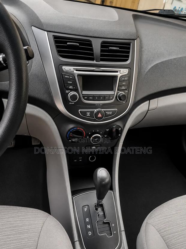 Hyundai Accent 2017 Red