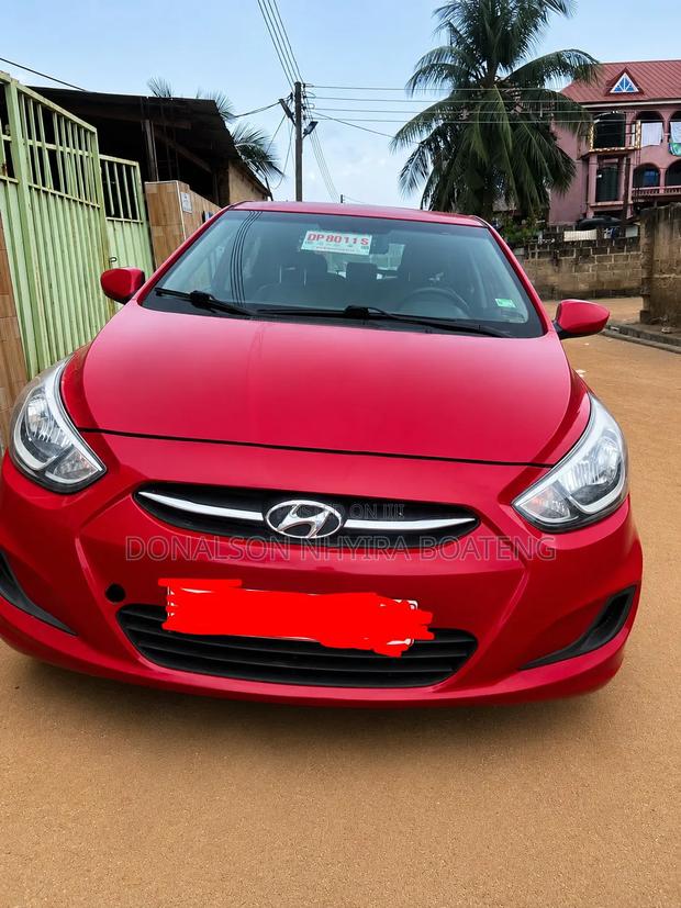 Hyundai Accent 2017 Red