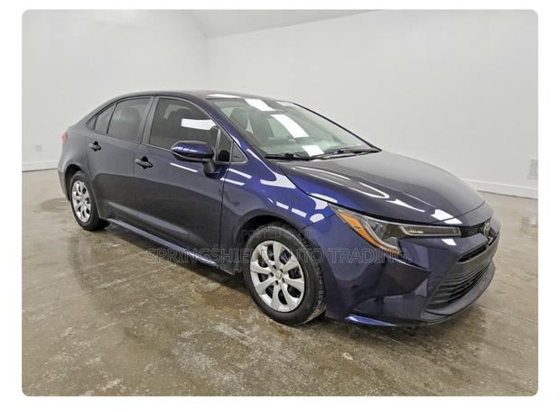 Toyota Corolla 2024 Blue