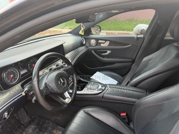 Mercedes-Benz E300 4Matic AWD Sedan (2.0L 4cyl 9A) 2017 Black