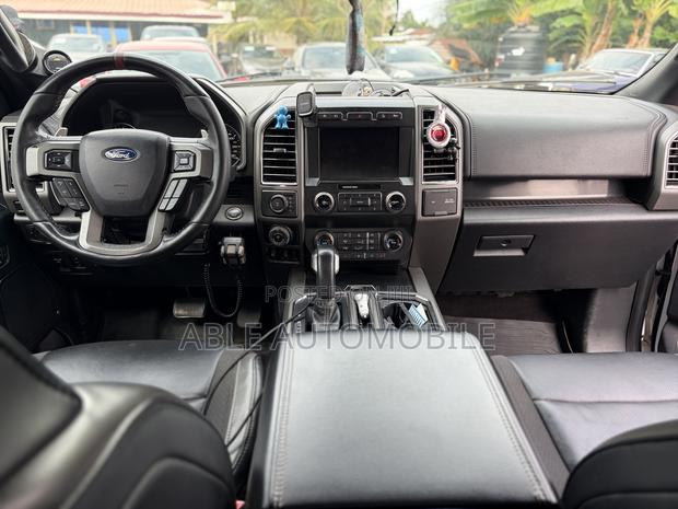 Ford F-150 XLT 4x4 Regular Cab Styleside 8 ft. box 141 in. WB 2019 White