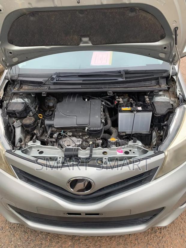 Toyota Vitz 2012 Gray