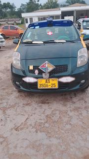 Toyota Yaris 2010 Green for sale