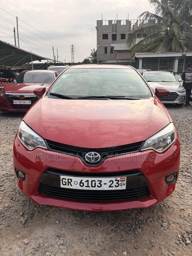 Toyota Corolla LE 4dr Sedan (1.8L 4cyl CVT) 2016 Red