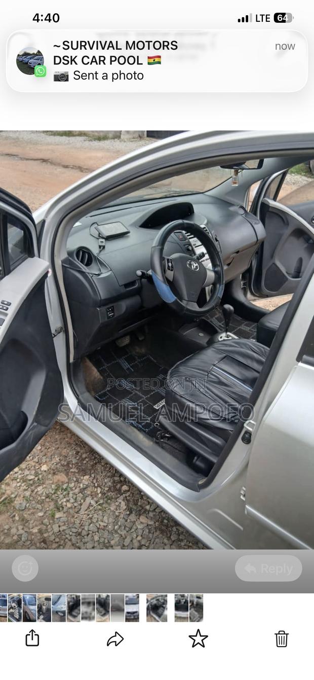 Toyota Yaris 2010 Gray