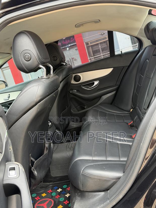 Mercedes-Benz C300 2015 Black