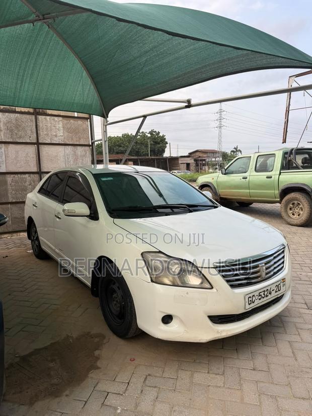 Toyota Premio 2010 White