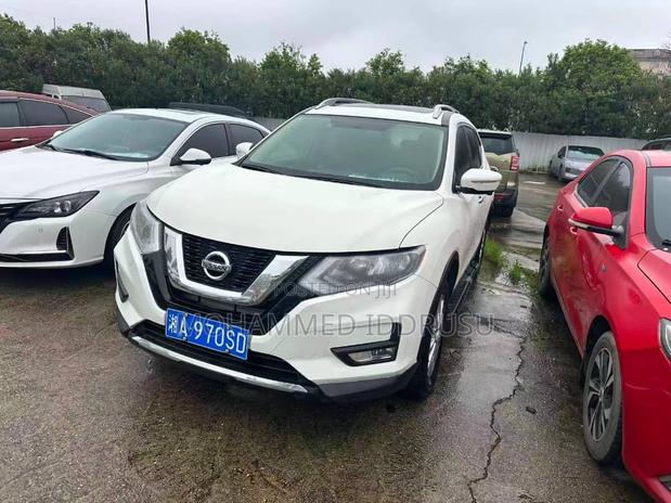 Nissan X-Trail 2.5 Petrol AWD 2018 White