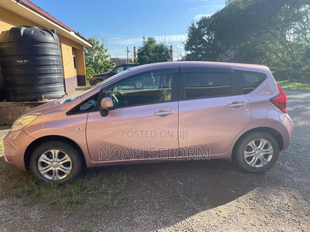 Nissan Note 1.2 Petrol 2014 Pink