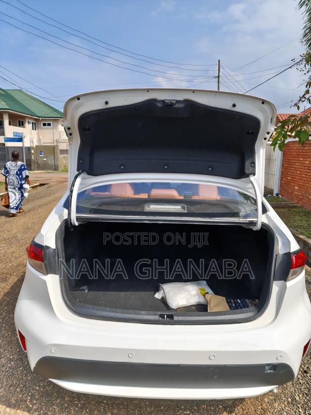 Toyota Corolla 2022 White