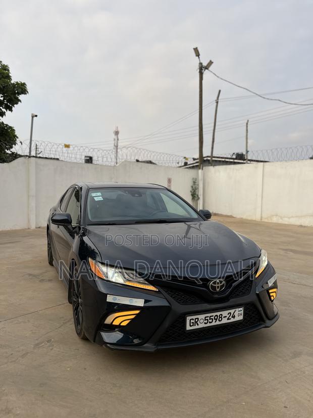 Toyota Camry SE 4dr Sedan (2.5L 4cyl 6A) 2017 Black