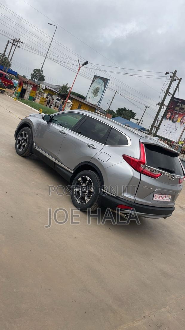 Honda CR-V Touring AWD 2019 Silver