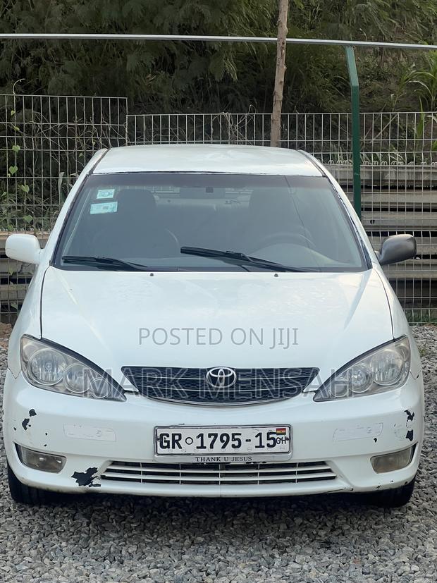 Toyota Camry 2004 White