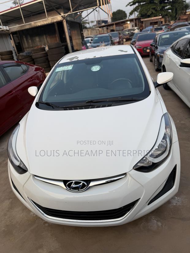 Hyundai Elantra 2015 White