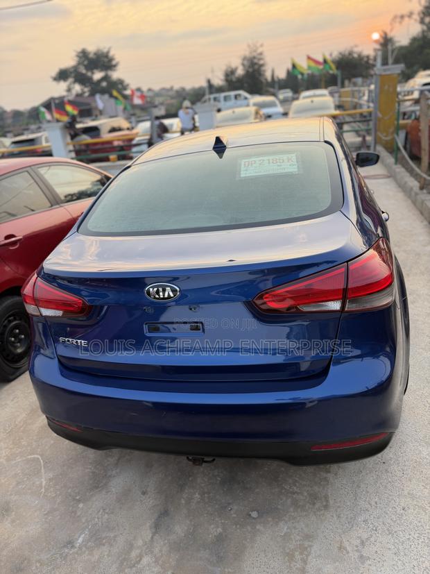 Kia Rio 2015 Blue
