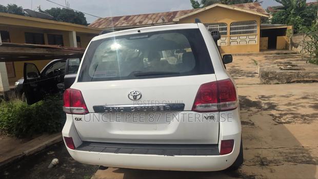 Toyota Land Cruiser 2014 White